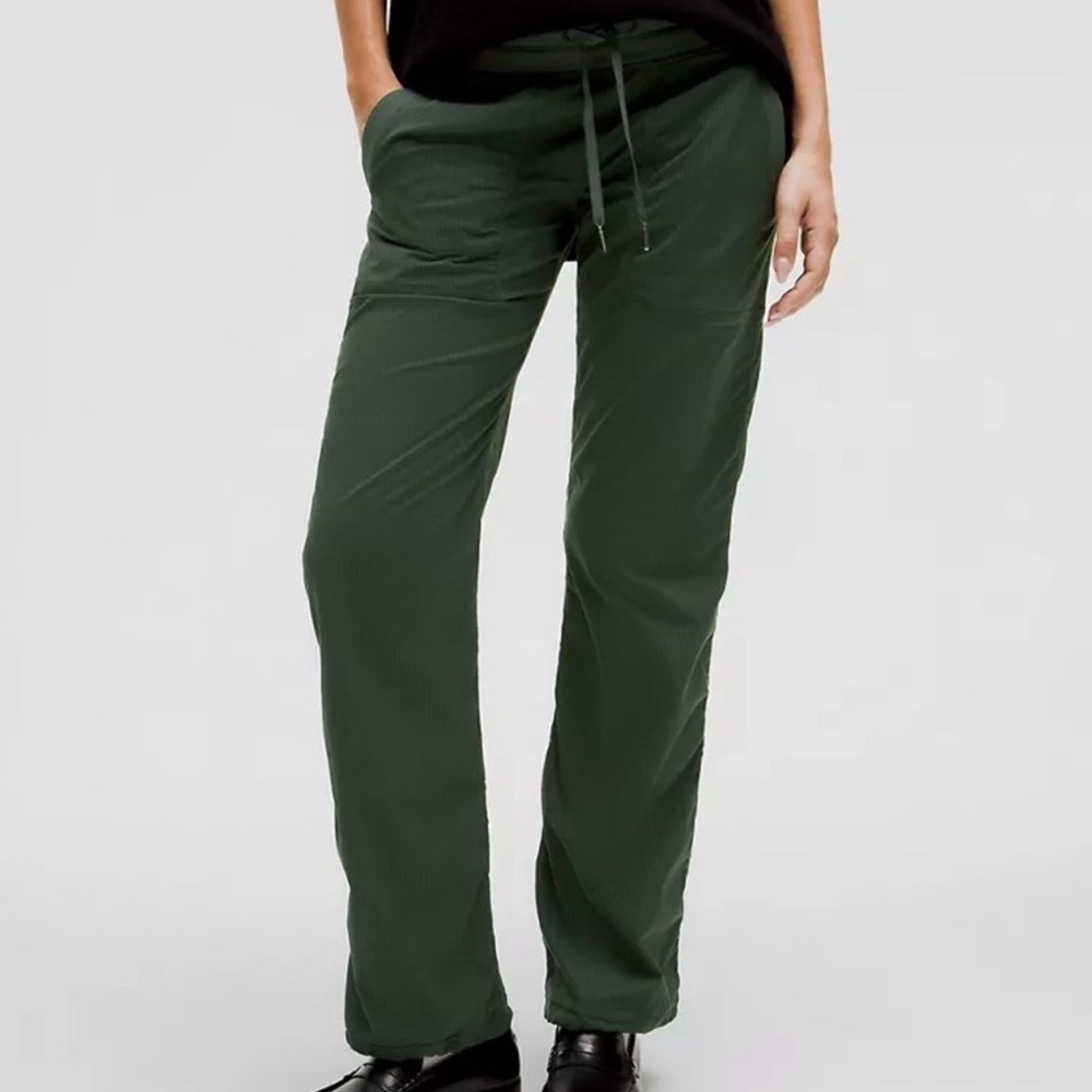 Lululemon Dance Studio Pants Legacy Green Sz 0